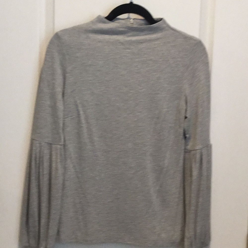 ANN Taylor lightweight top